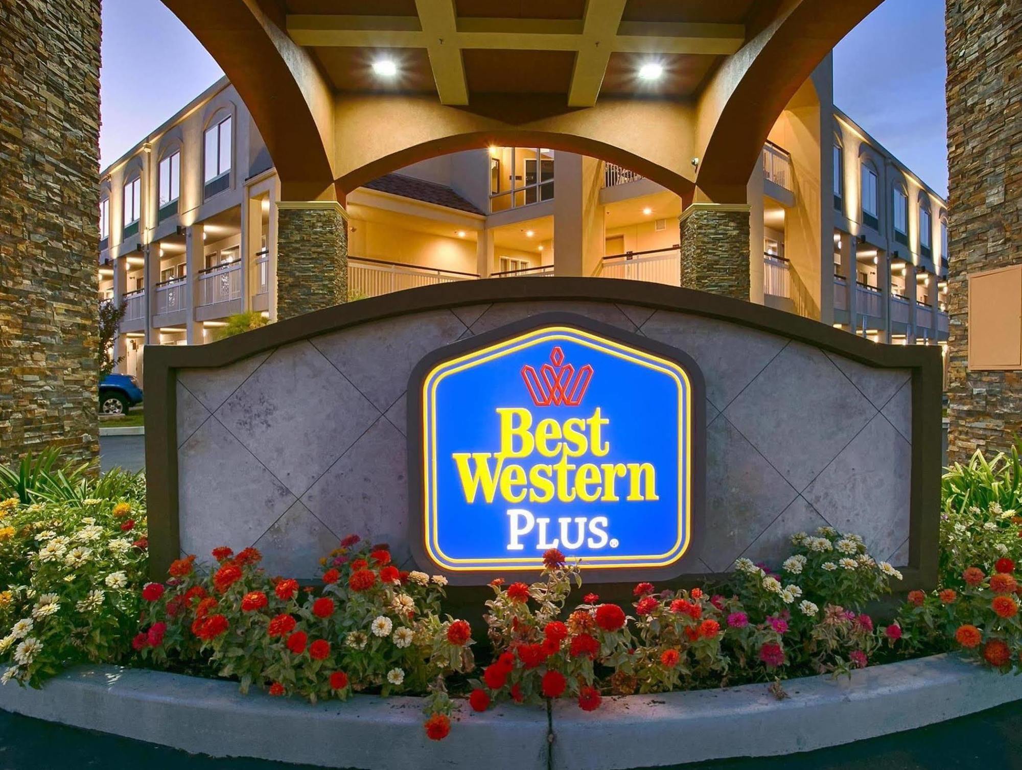 Best Western Plus Rancho Cordova Inn Exterior foto