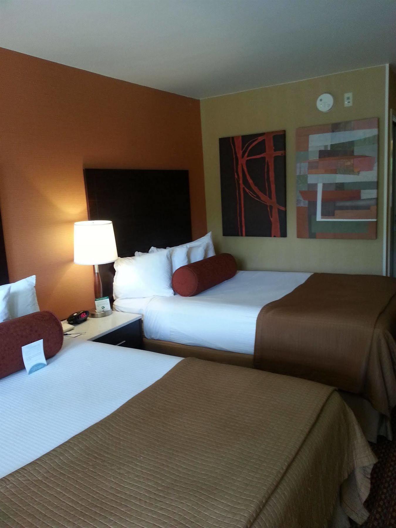 Best Western Plus Rancho Cordova Inn Exterior foto
