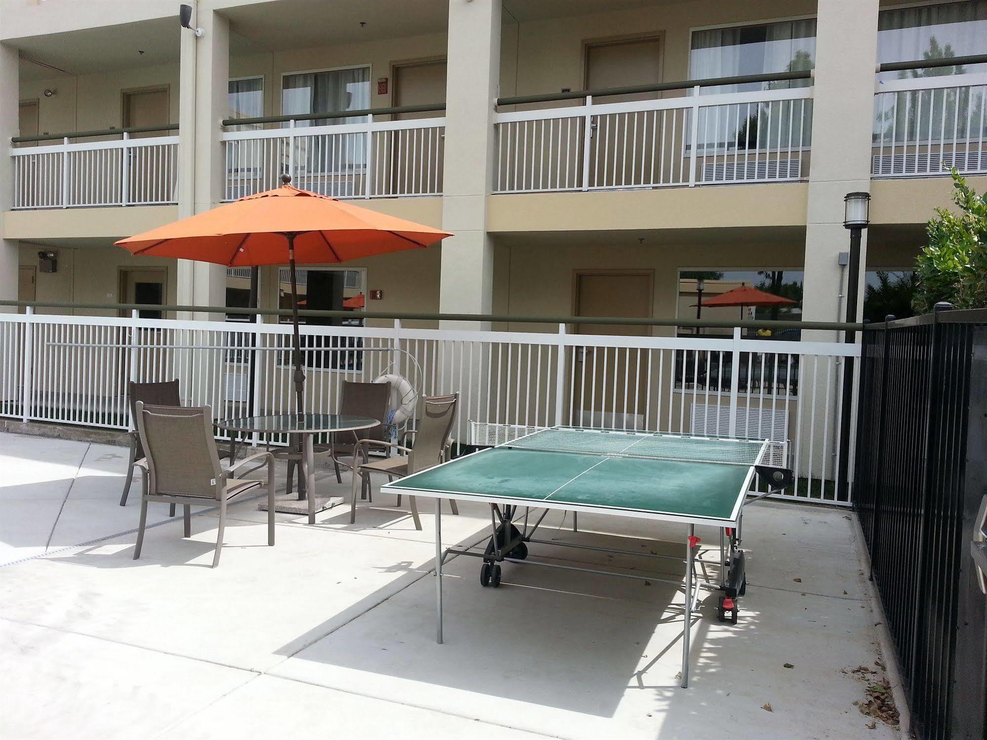 Best Western Plus Rancho Cordova Inn Exterior foto
