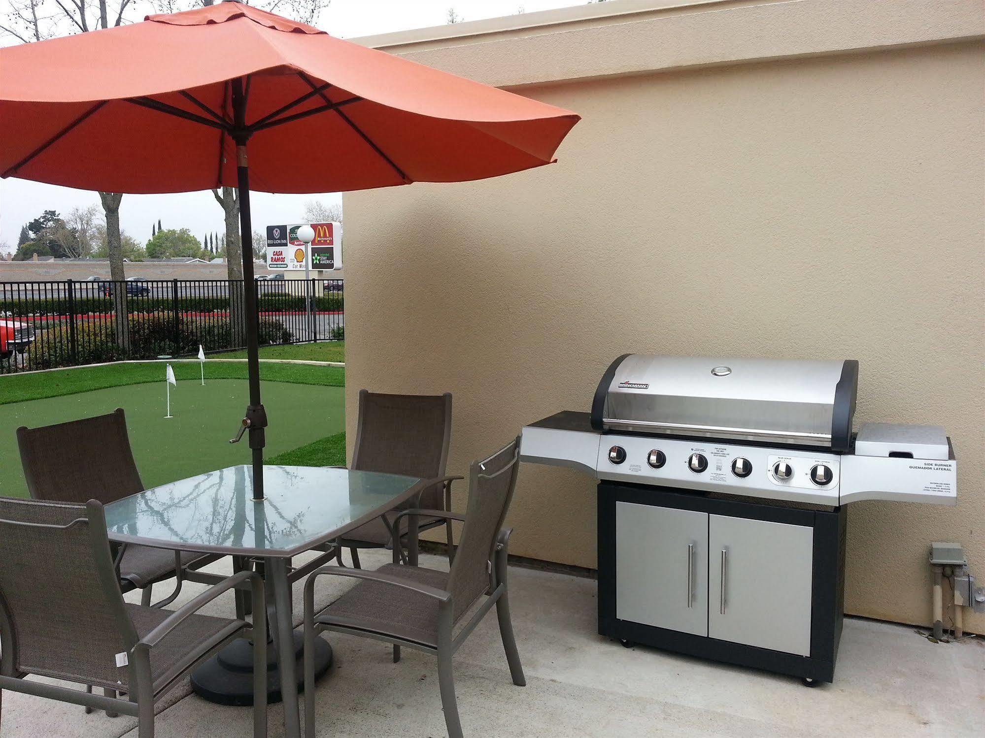 Best Western Plus Rancho Cordova Inn Exterior foto