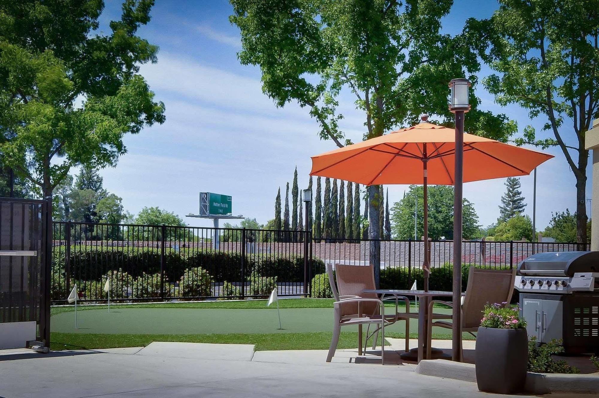 Best Western Plus Rancho Cordova Inn Exterior foto