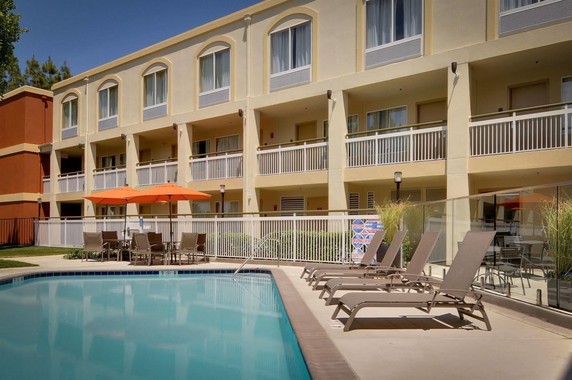 Best Western Plus Rancho Cordova Inn Exterior foto