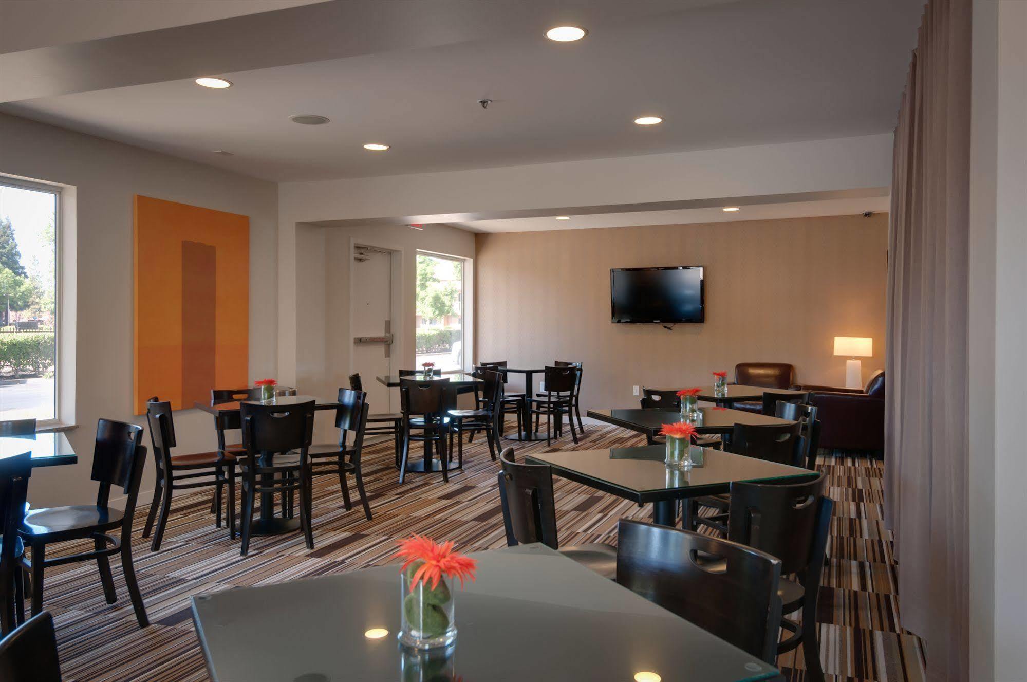 Best Western Plus Rancho Cordova Inn Exterior foto